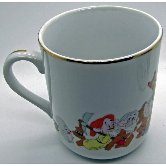 Walt Disney Productions Snowwhite 7 Dwarfs  Coffe Mug Gold Trim Japan Characters - Picture 3 of 5